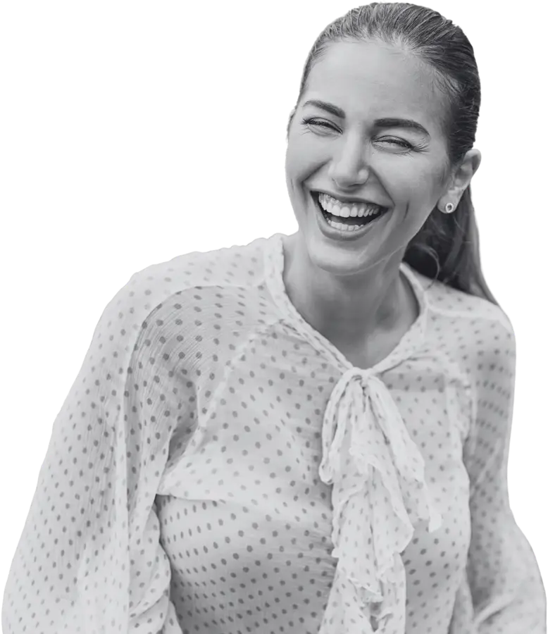 Mujer sonriendo, participante de Alianzas ProMujer